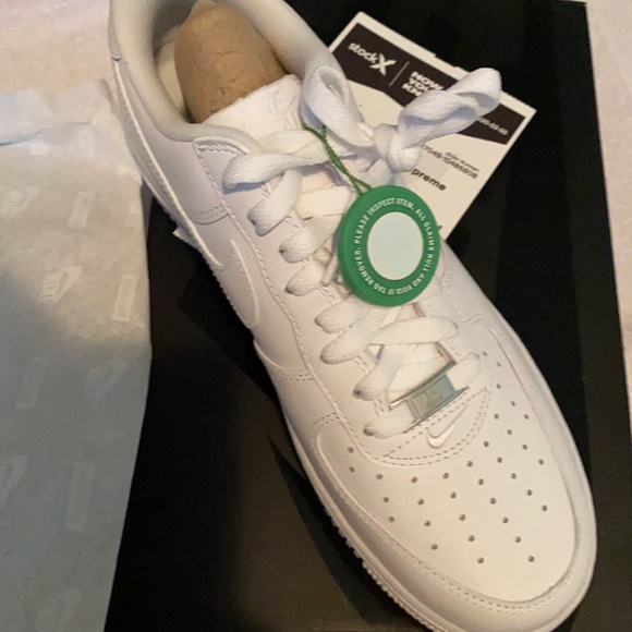 NEW Nike Air Force 1 Low Supreme Sneakers 8 / 10.5 - Picture 8 of 12